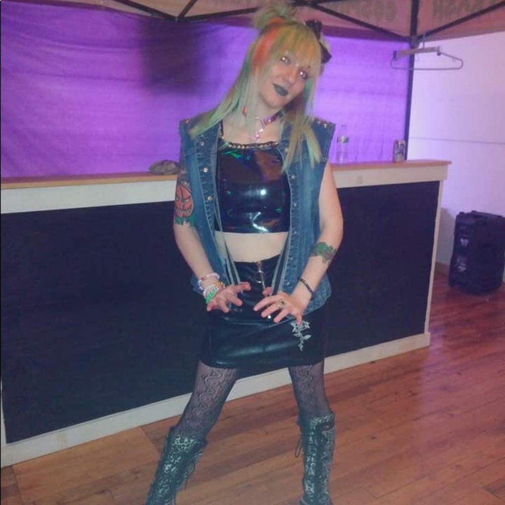 Meet your Posher, Samantha - Picture 7 of 8
